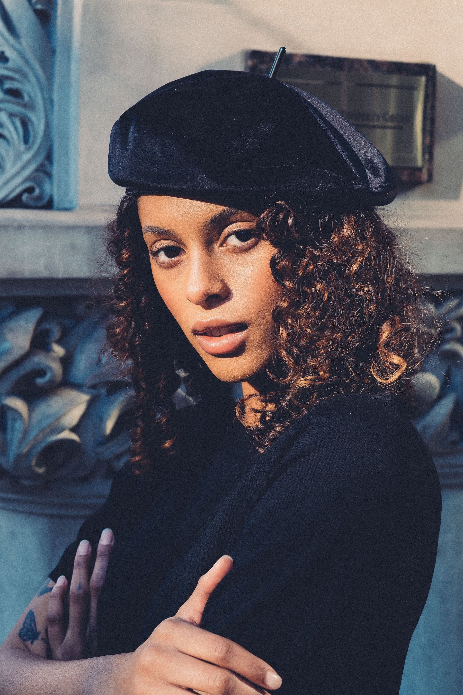 Luster Velvet Sculptural Beret Hat – Hikesity