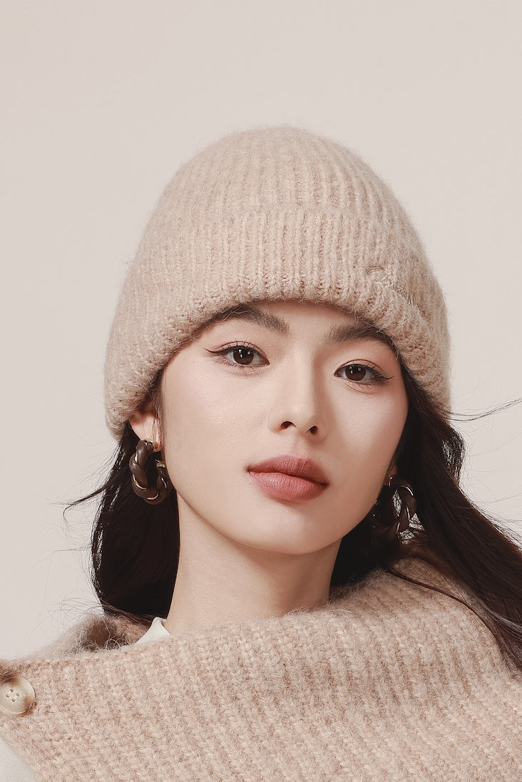 Softest Alpaca Beanie Hat: Warm, Comfortable & Flattering