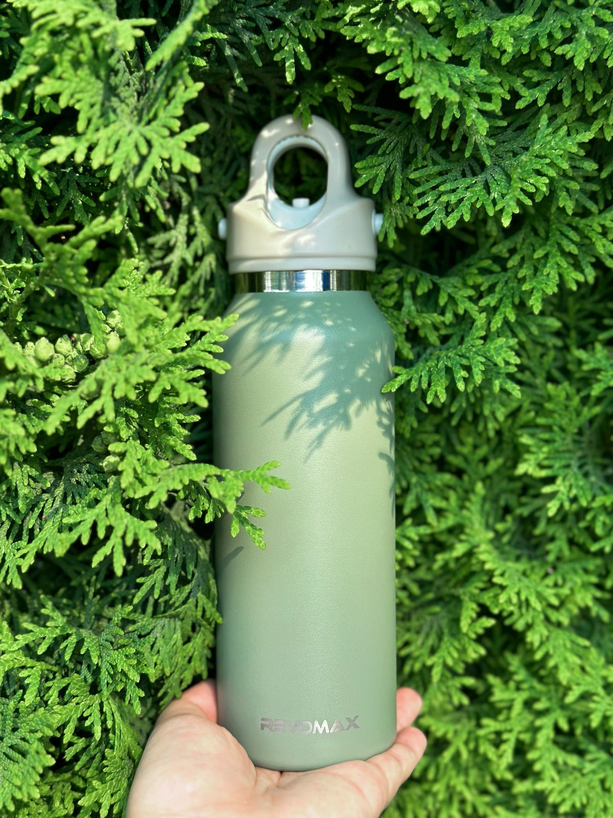 12oz Water Bottle Avocado green