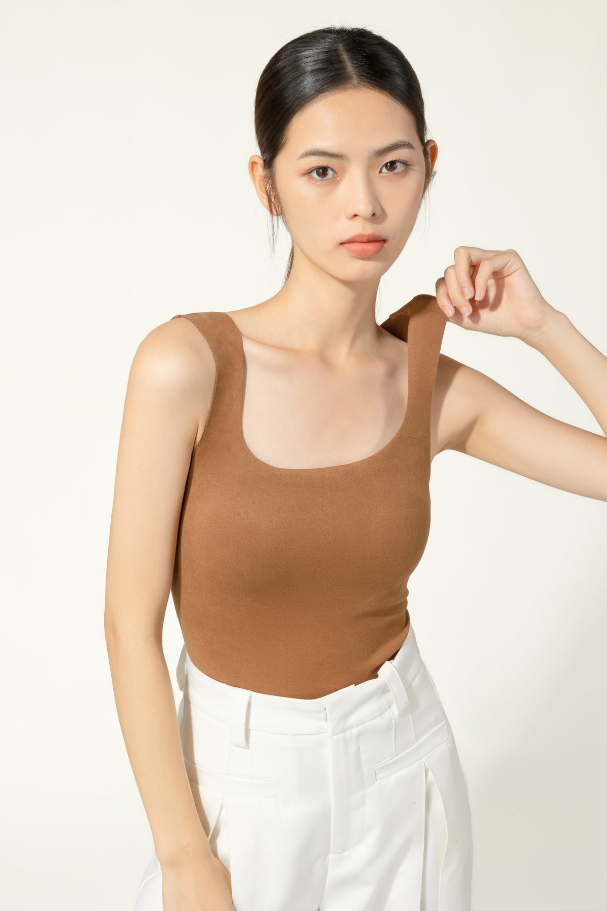 Light Brown - Infrared Reflection Thermal Tank Tops: Upgraded bra, removable invisible bust line with anti-static fabric.