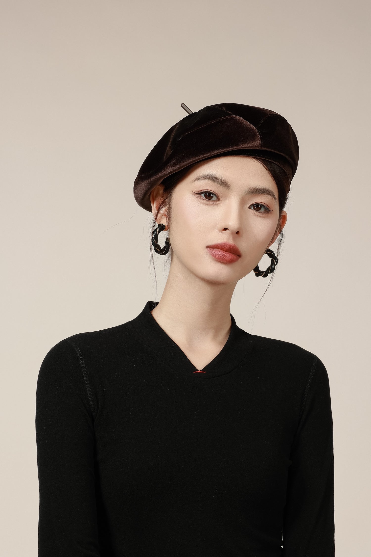 Luster Velvet Sculptural Beret Hat