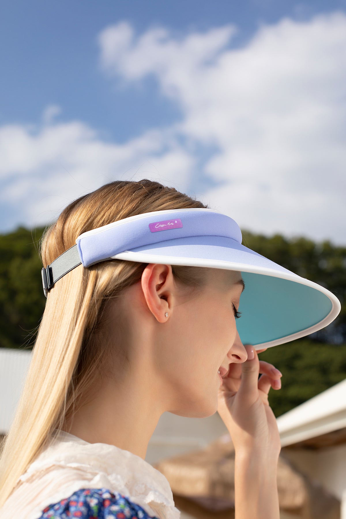 Sky Series Lightweight UV Protection Sun Visor: This lightweight sun visor weighs only 108 grams!